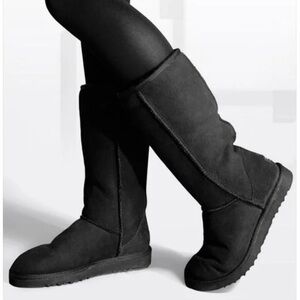 UGG | Size 7 Black Classic Tall Boots